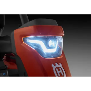 Obrázek #1 k produktu HUSQVARNA R 316TsX AWD (bez žac. ústrojí) 