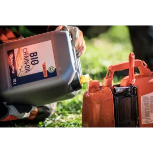 Obrázek #0 k produktu Olej X-Guard BIO Husqvarna na mazání lišty a řetězu 